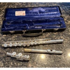 VintageARTLEY 18-0 Flute Made in USA Includes Case & Cleaning Rod 3415-C